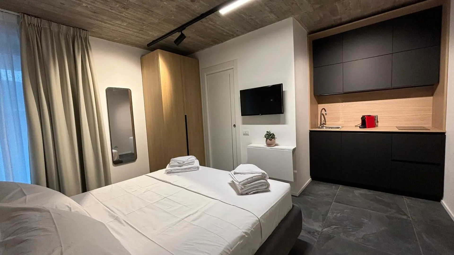 Elegant Bike&Moto Haven Villa Gavardo 0*,  Italy