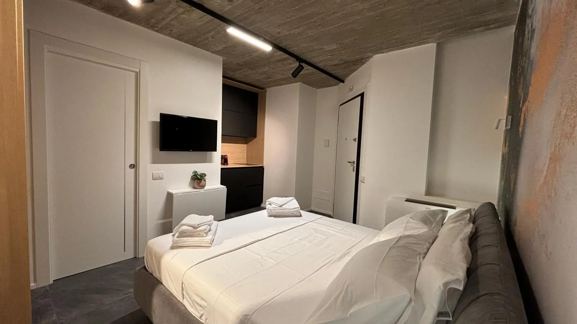 Elegant Bike&Moto Haven Villa Gavardo